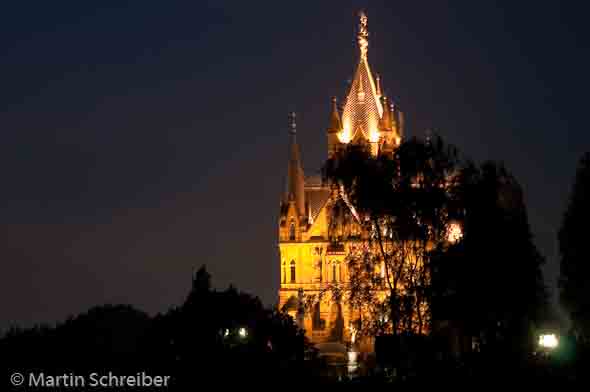 Nachtimpression von Schlo&szlig; Drachenburg